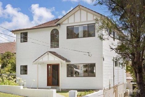 18 Quinlan Pde, Manly Vale, NSW 2093