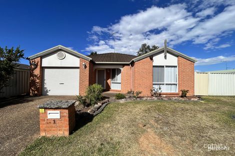 Property photo of 1 Oswald Crescent Rosemeadow NSW 2560