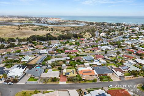 Property photo of 10 Oliver Crescent Port Noarlunga SA 5167