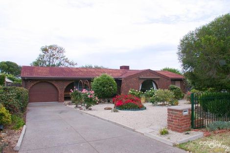 5 Haseldene Dr, Christie Downs, SA 5164