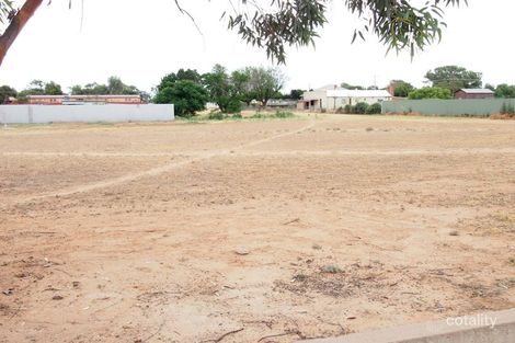 11 Haberfield St, Menindee, NSW 2879