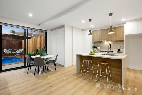 Property photo of 12 Fernley Avenue Macleod VIC 3085