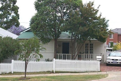 32 Banksia Tce, Kensington, WA 6151