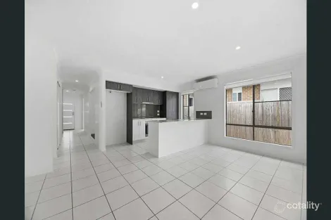 Property photo of 9 Paradise Street Yarrabilba QLD 4207