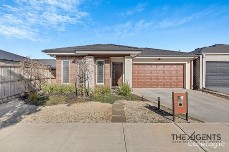 6 Parrot Dr, Weir Views, VIC 3338