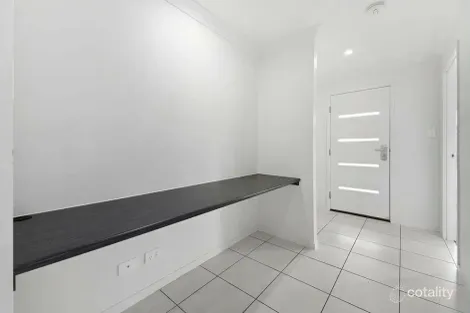 Property photo of 9 Paradise Street Yarrabilba QLD 4207