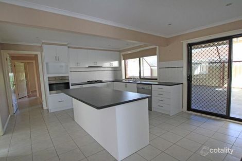Property photo of 31 Sommers Drive Altona Meadows VIC 3028