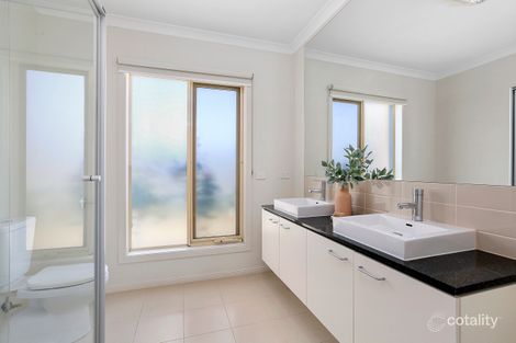 Property photo of 46 Grand Lakes Way Lara VIC 3212