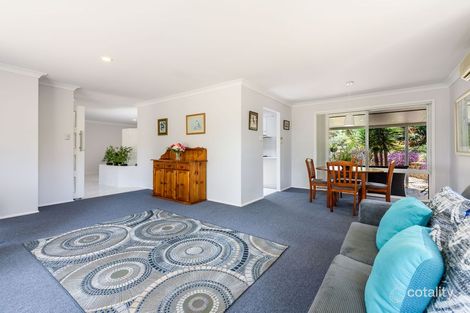Property photo of 4 Corringle Close Helensvale QLD 4212