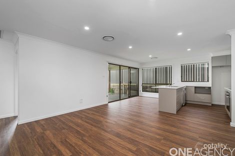 Property photo of 1 Farmstead Avenue Thrumster NSW 2444