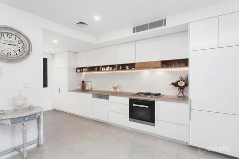 Property photo of 415/6 Pine Tree Lane Terrigal NSW 2260