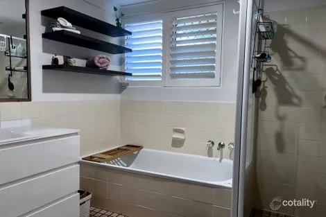 Property photo of 8/383 Oxley Avenue Redcliffe QLD 4020