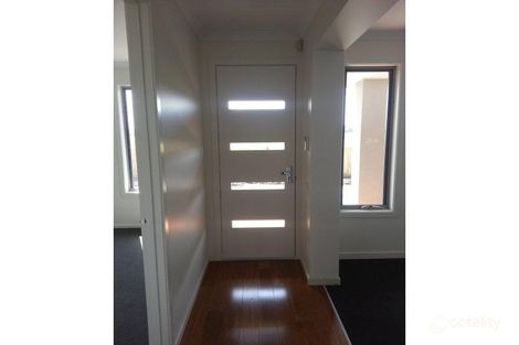 Property photo of 19 Ellenvale Drive Narre Warren VIC 3805
