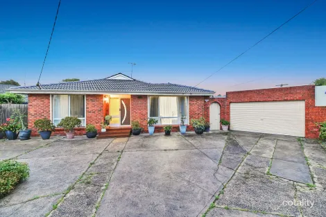 Property photo of 8 Mulgoa Court Keysborough VIC 3173