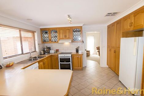 Property photo of 17 Erica Close Dubbo NSW 2830