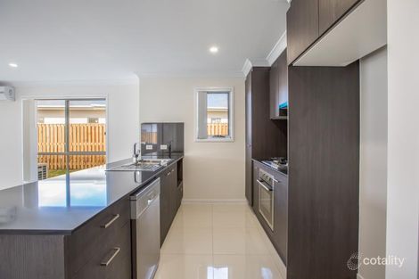 Property photo of 19 Lauenstein Crescent Pimpama QLD 4209