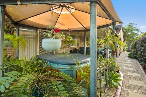 Property photo of 6 Tussock Crescent Elanora QLD 4221
