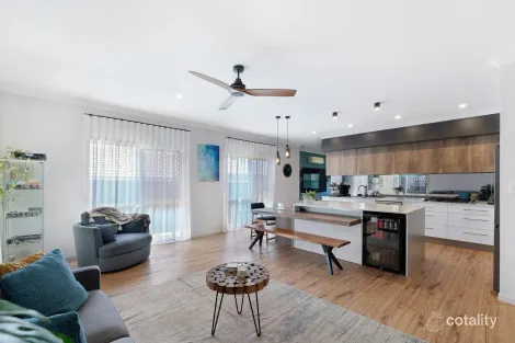 Property photo of 6 Bennett Way Upper Coomera QLD 4209