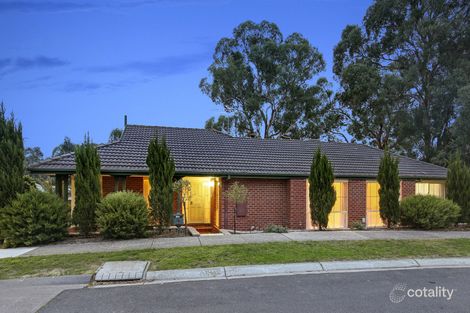 Property photo of 19 Warbler Walk South Morang VIC 3752