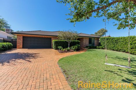 Property photo of 14 Pinehurst Avenue Dubbo NSW 2830