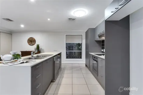 Property photo of 23 Griffin Place Nudgee QLD 4014