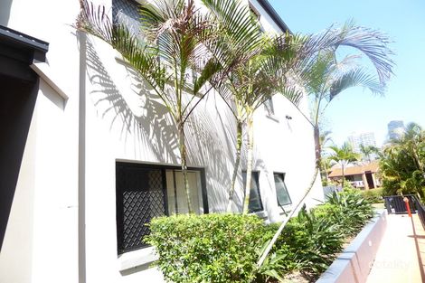 Property photo of 15 Britannia Avenue Broadbeach QLD 4218