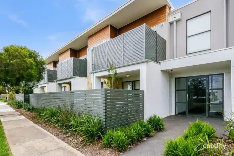 20/10 Queen St, Hastings, VIC 3915