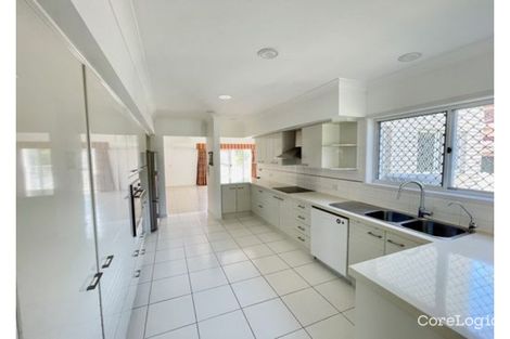 Property photo of 5 Lindfield Circuit Robertson QLD 4109