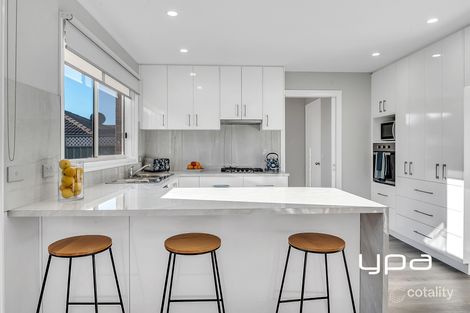 Property photo of 1/172 Oshanassy Street Sunbury VIC 3429