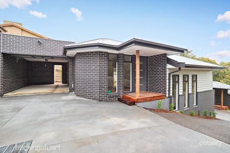 Property photo of 2/14 Woodville Road Mooroolbark VIC 3138