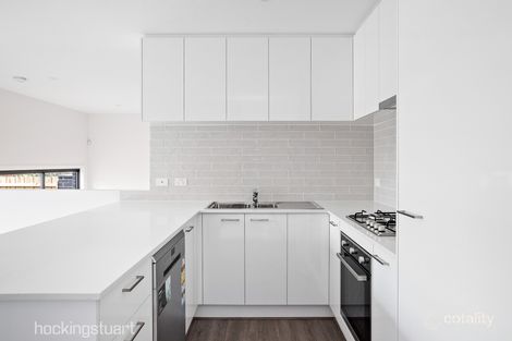 Property photo of 2/14 Woodville Road Mooroolbark VIC 3138