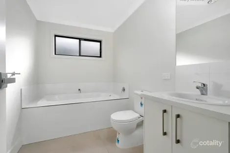 Property photo of 3 Hatcher Road Munno Para Downs SA 5115