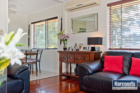 Property photo of 198 Patricks Road Ferny Hills QLD 4055