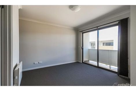 Property photo of 9 Queenie Way Cranbourne West VIC 3977