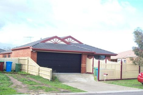 Property photo of 32 Bateman Grove Hampton Park VIC 3976