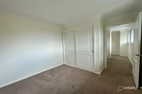 Property photo of 15 Corbett Close Spring Farm NSW 2570