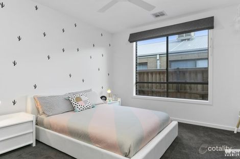 Property photo of 17 Arcadia Drive Mount Duneed VIC 3217