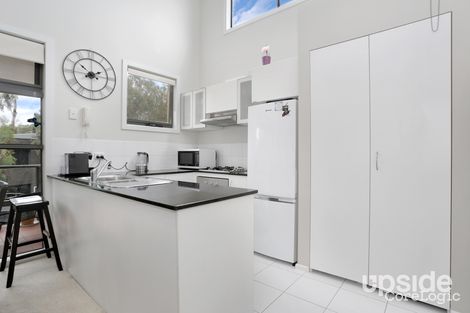 Property photo of 8/29 Diamond Boulevard Greensborough VIC 3088