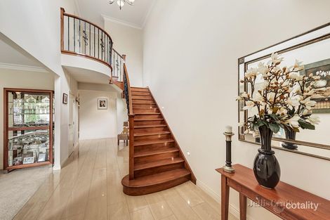 Property photo of 12 Lloyd Court Templestowe VIC 3106