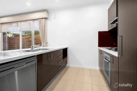 Property photo of 5/100-108 West Fyans Street Newtown VIC 3220