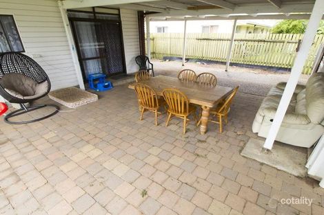 Property photo of 37 Sunset Drive Thabeban QLD 4670