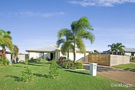 Property photo of 3 Mentmore Court Bushland Beach QLD 4818