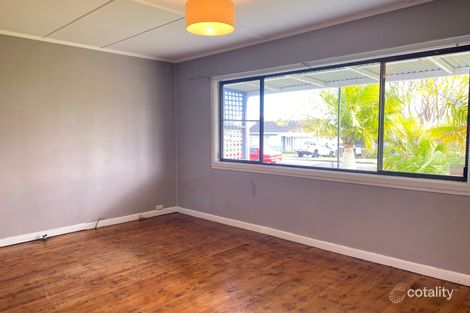 Property photo of 73 Parkes Street Oak Flats NSW 2529