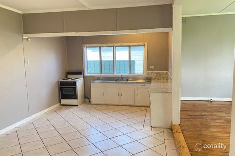 Property photo of 73 Parkes Street Oak Flats NSW 2529