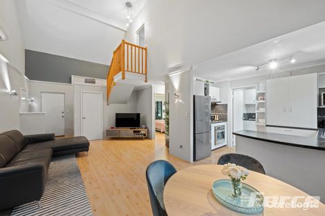 4b Maltarra Pl, Nollamara, WA 6061