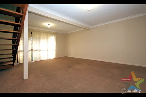 Property photo of 37/31 Defiance Road Woodridge QLD 4114
