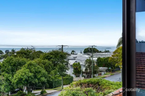 Property photo of 33 Kingsley Terrace Wynnum QLD 4178
