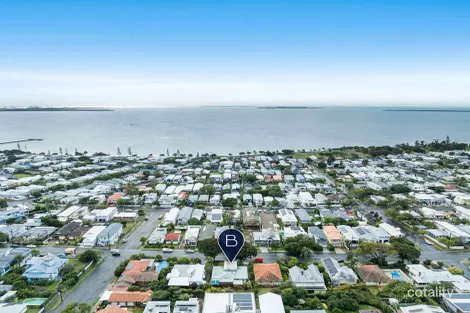 Property photo of 33 Kingsley Terrace Wynnum QLD 4178