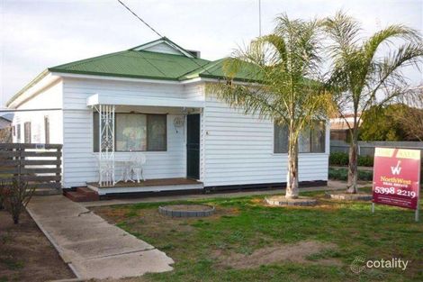 18 Milbourne St, Warracknabeal, VIC 3393