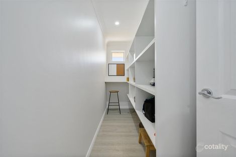 Property photo of 3 Shelley Way Lake Coogee WA 6166